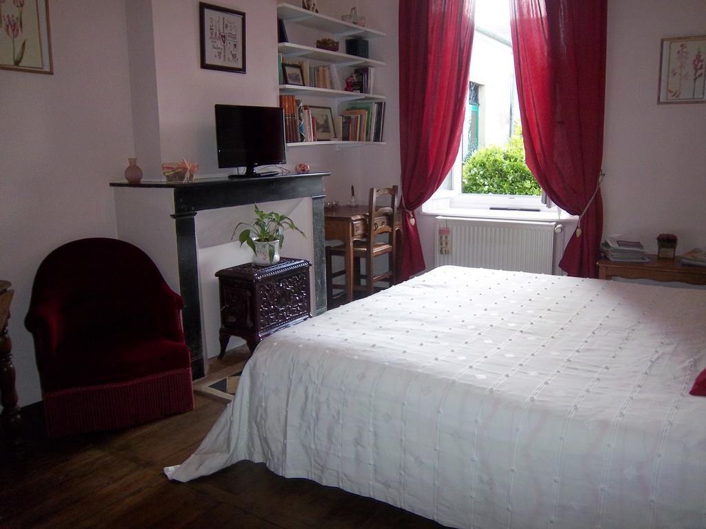 Le Relais De Marbot Apartment Бар-льо-Дюк Стая снимка
